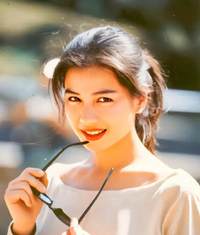 钟楚红1983年凭《奇谋妙计五福星》确立银幕形象 现场图