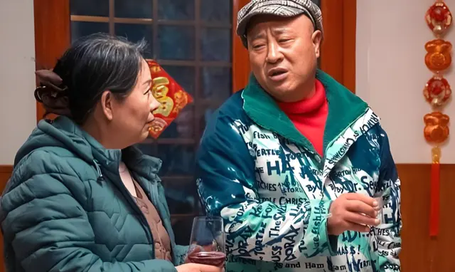 《乡村爱情19》首曝羊年海报,刘能谢广坤赵四宋晓峰成新四大家族 细节速览 《乡村爱情19》首曝羊年海报,刘能谢广坤赵四宋晓峰成新四大家族 细节速览