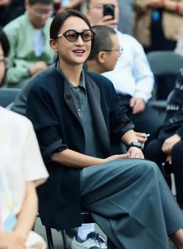 周迅陈可辛再合作电影《明天会更好》成都开机，王骁首次担纲男主 相关图片